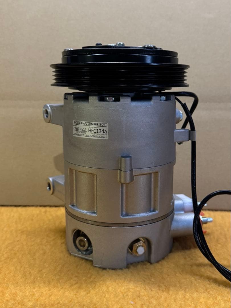UDトラックス ビッグサム 社外新品 エアコンコンプレッサー 未使用 長期在庫