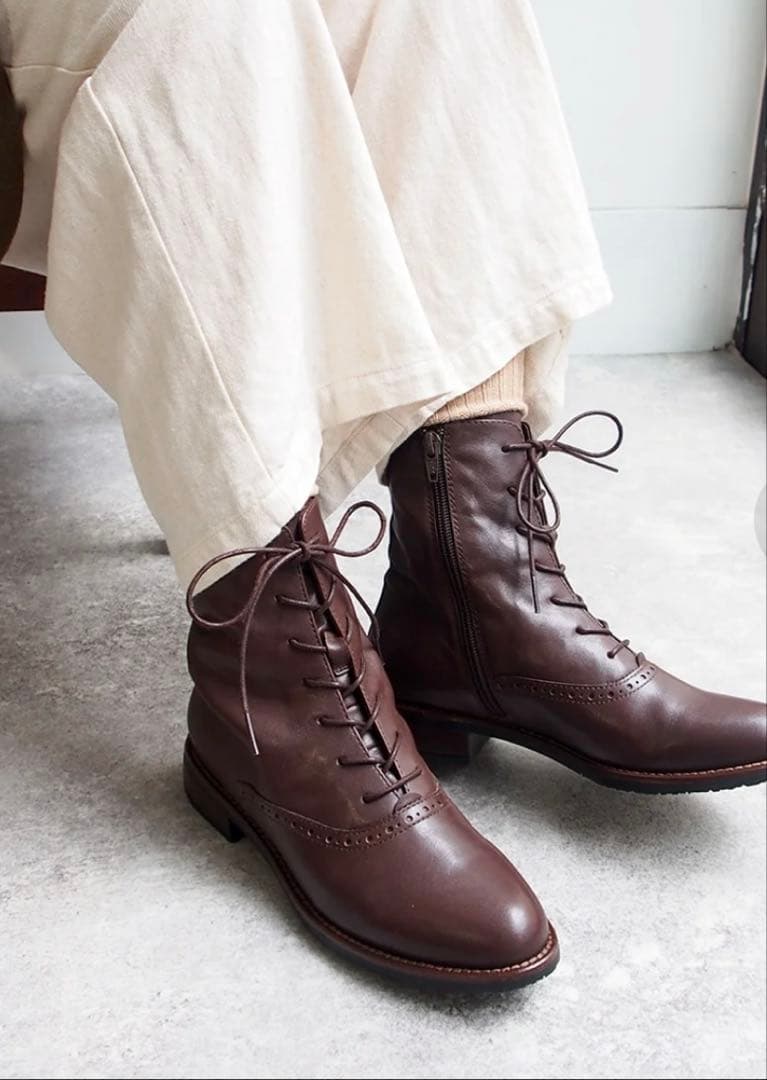 あしながおじさん　ダークブラウン レースアップブーツ
