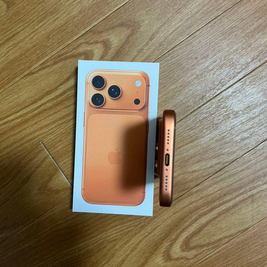 Apple iPhone 17 pro 256 ケース付き