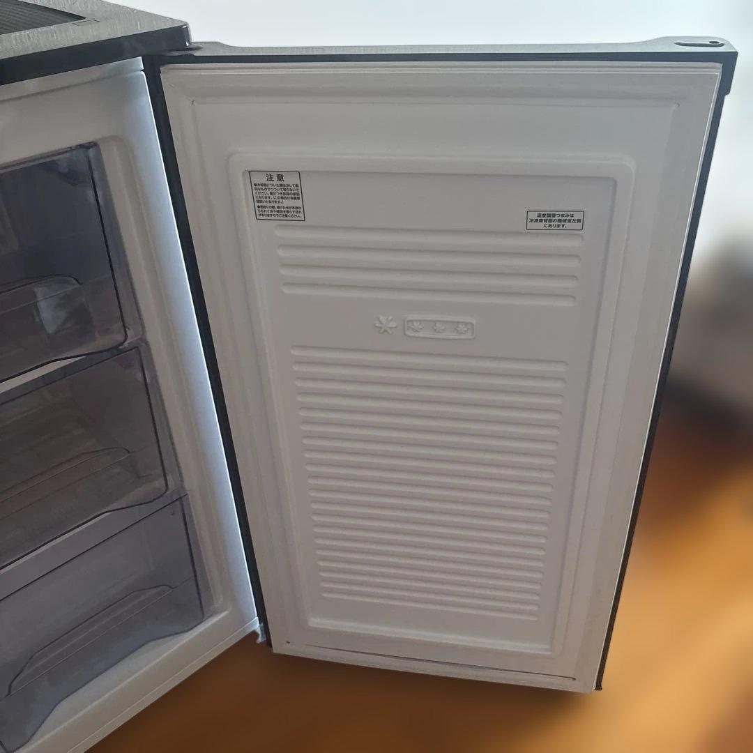 【引取限定】2020年製アイリスオーヤマ　冷凍庫 IUSD-6B-B 中古