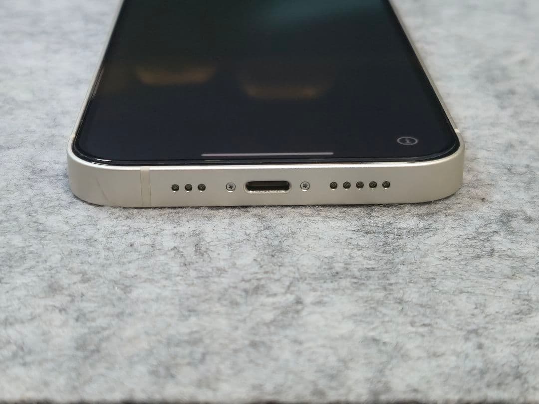 iPhone 13スターライト 128GB simフリー