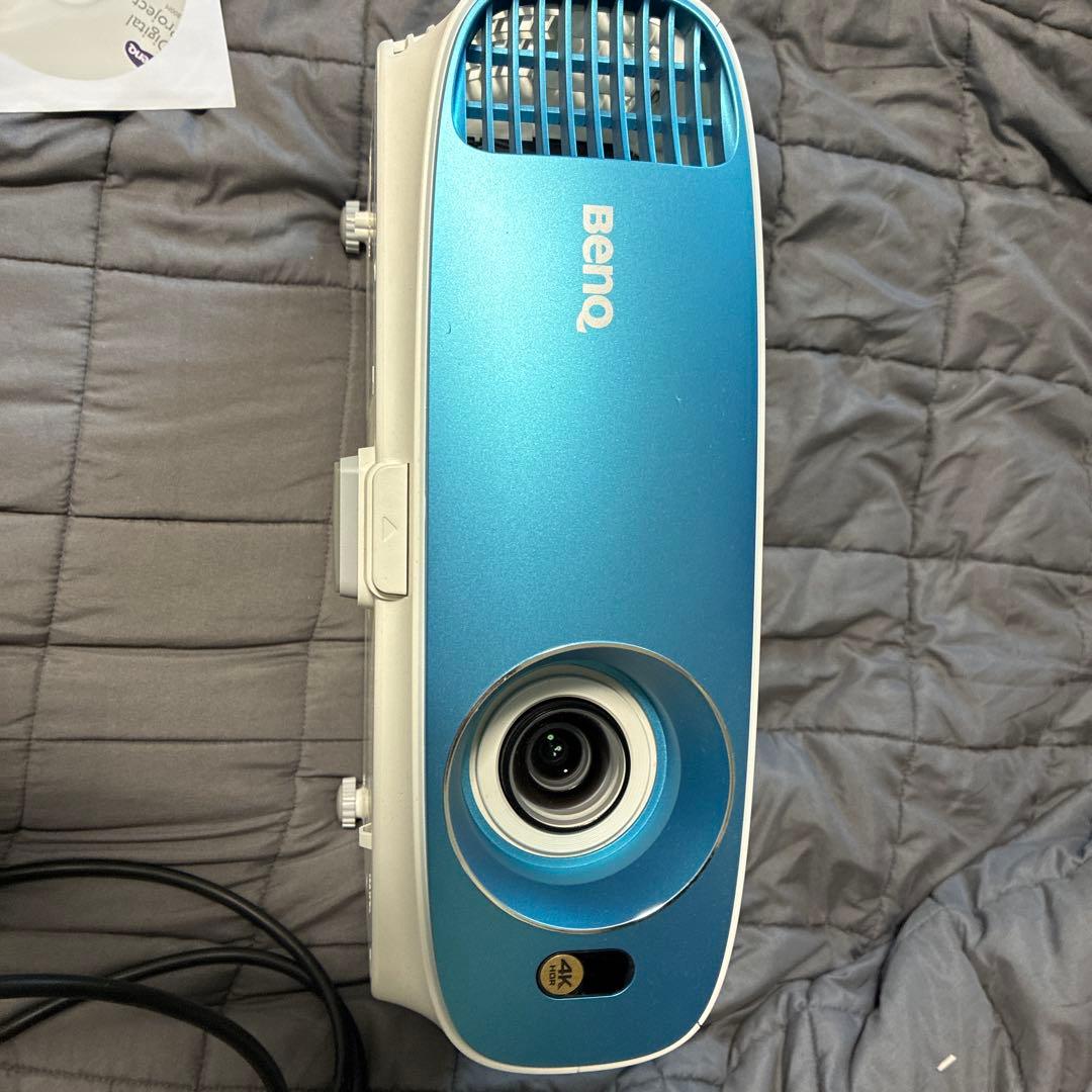 【4K高画質】BenQホームプロジェクターTK800M