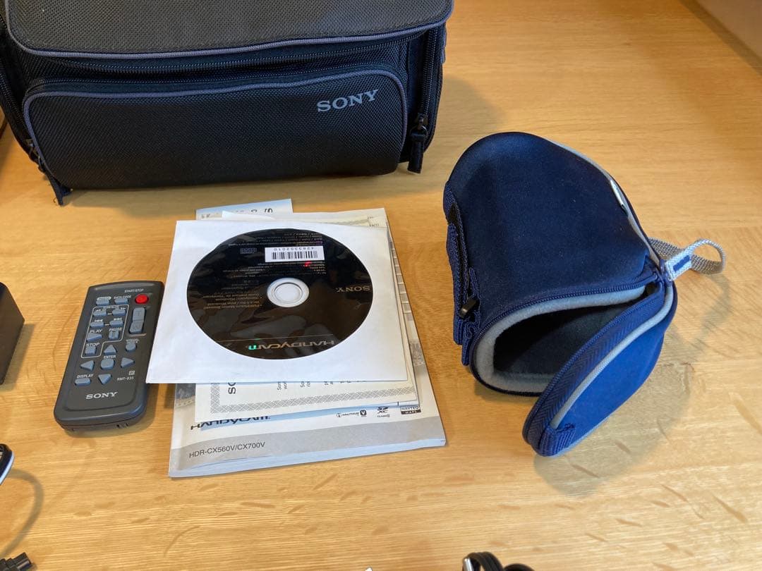 専用　SONY HDR-CX560Vと専用ポーチ、SPK-HCGスポーツパック