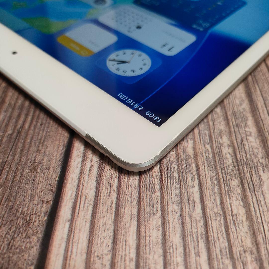 iPad 第8世代 128GB シルバー SIMフリー 超美品