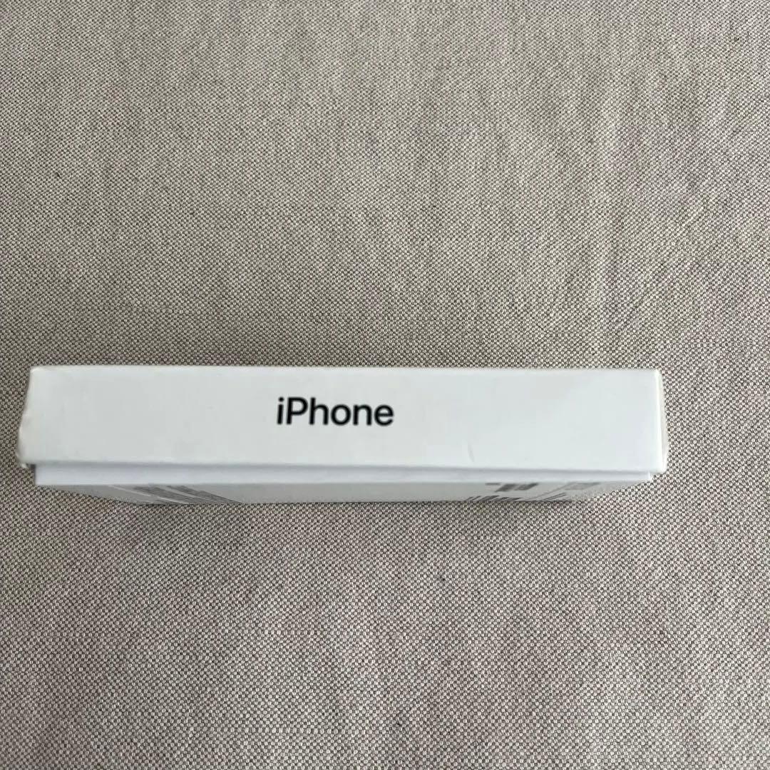 【新品未使用】iPhone13 256GB