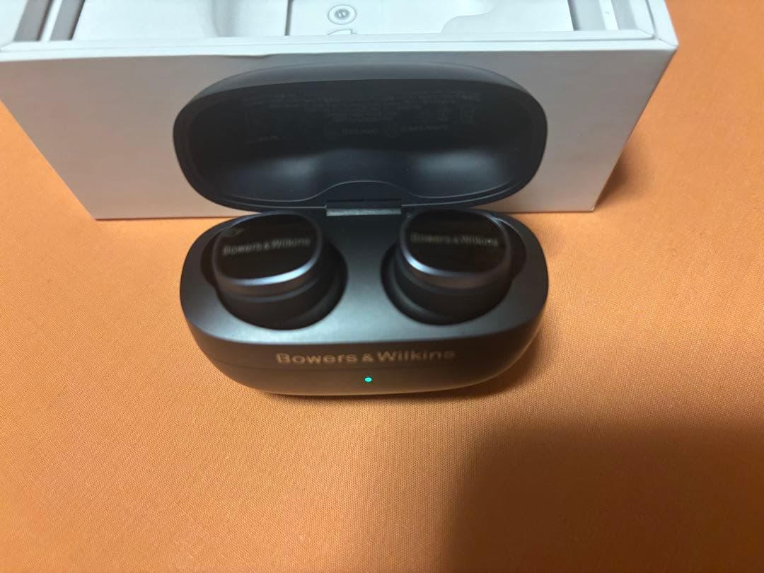 【美品】Bowers & Wilkins Pi8