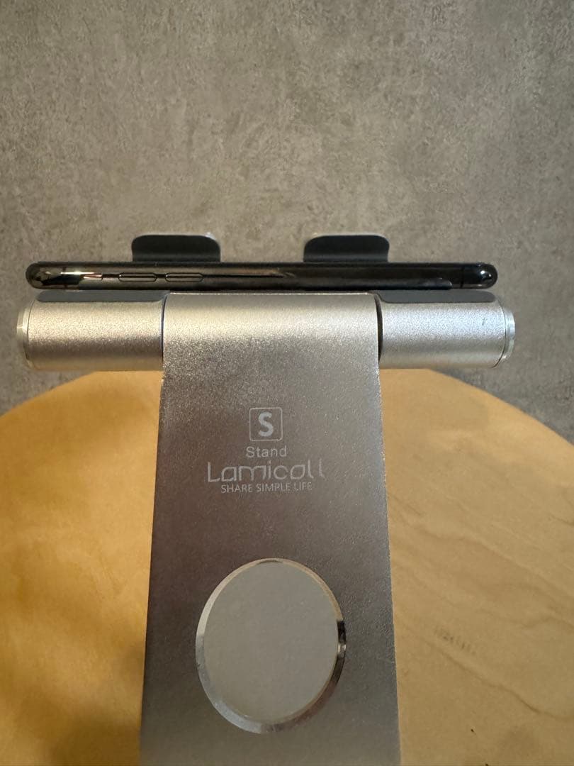 【美品】iPhoneX 256GB ＋画面保護フィルム付き