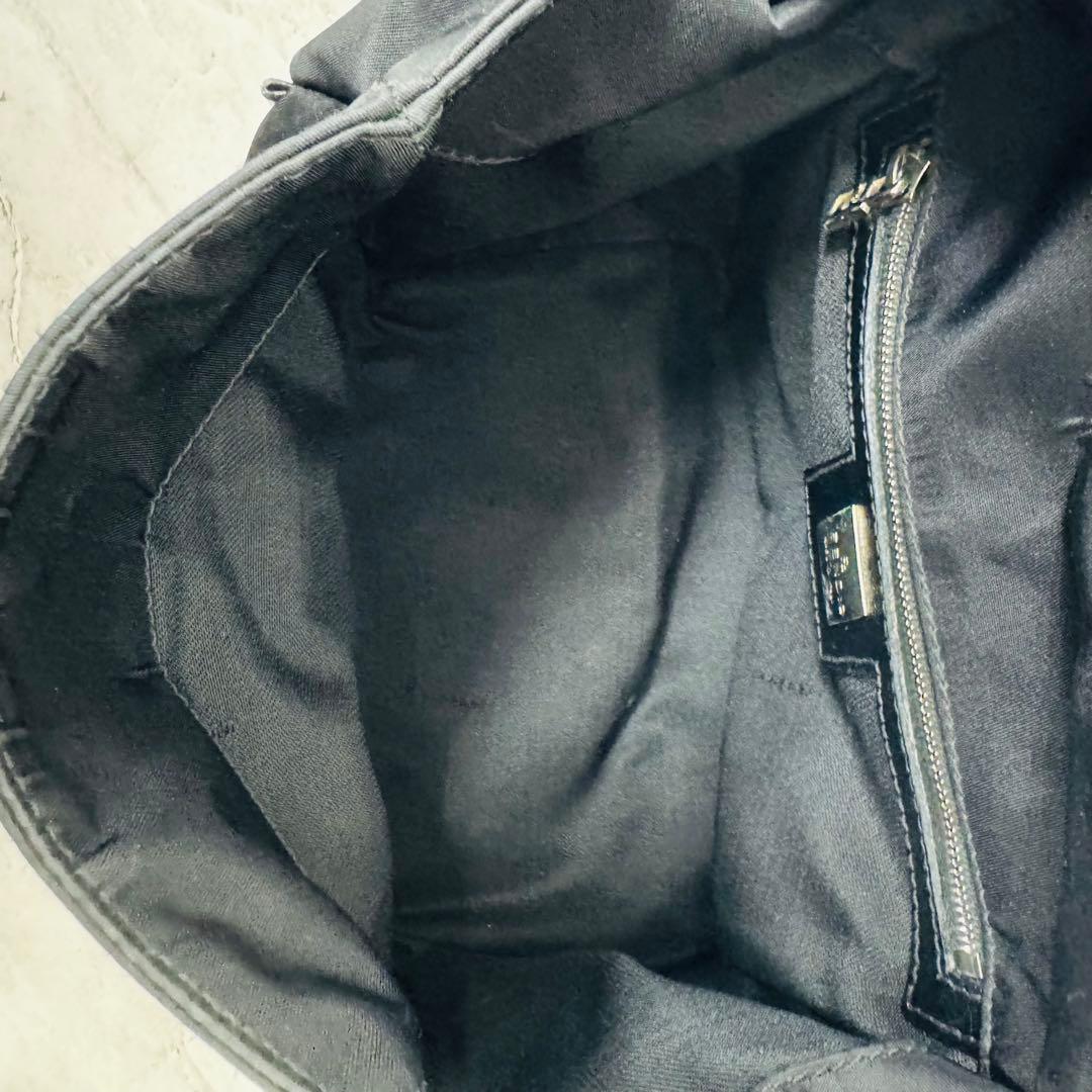 ✨FENDI✨フェンディ✨FF金具✨ナイロン✨ブラック✨ハンドバッグ✨