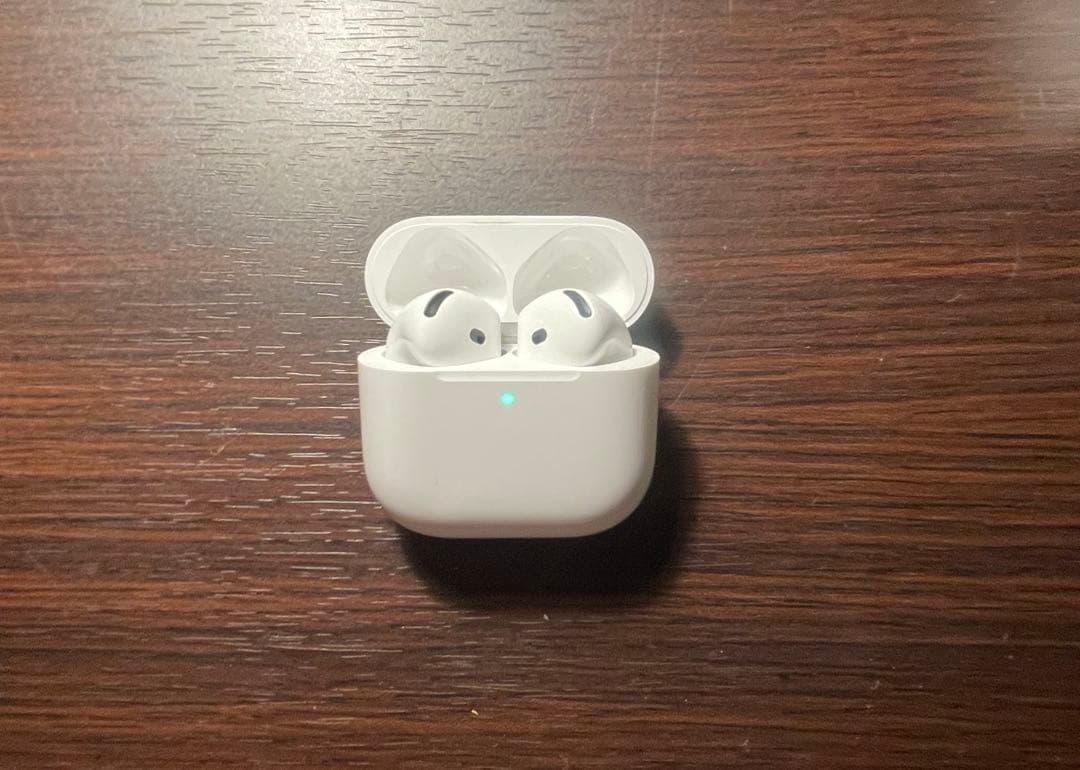 AirPods4本体　ノイズキャンセリング搭載