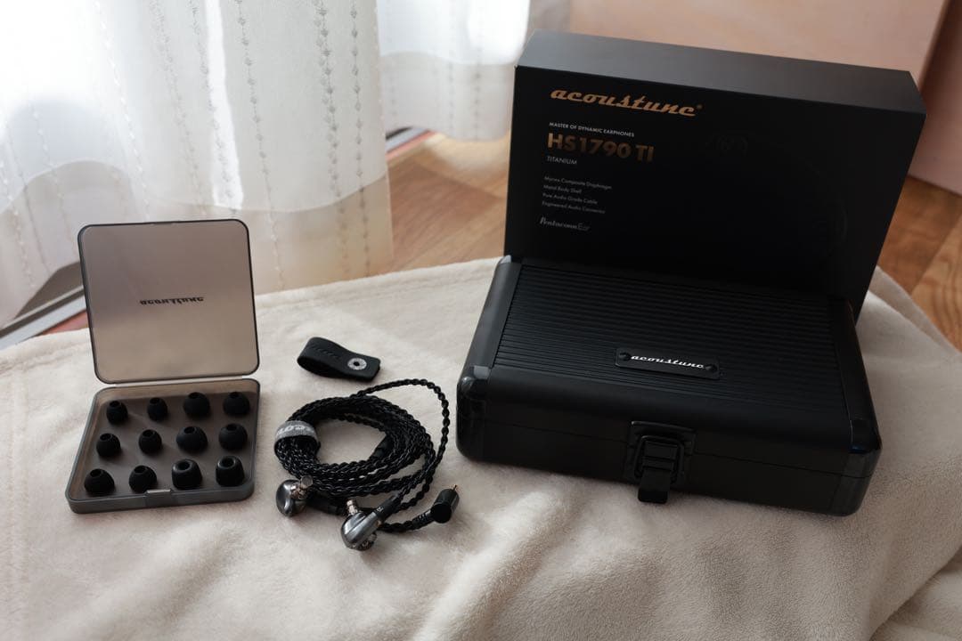 イヤホン acoustune HS1790TI