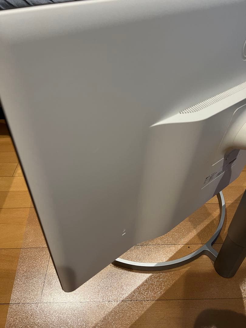 LG 32UL750-W 4Kモニター DisplayHDR600対応