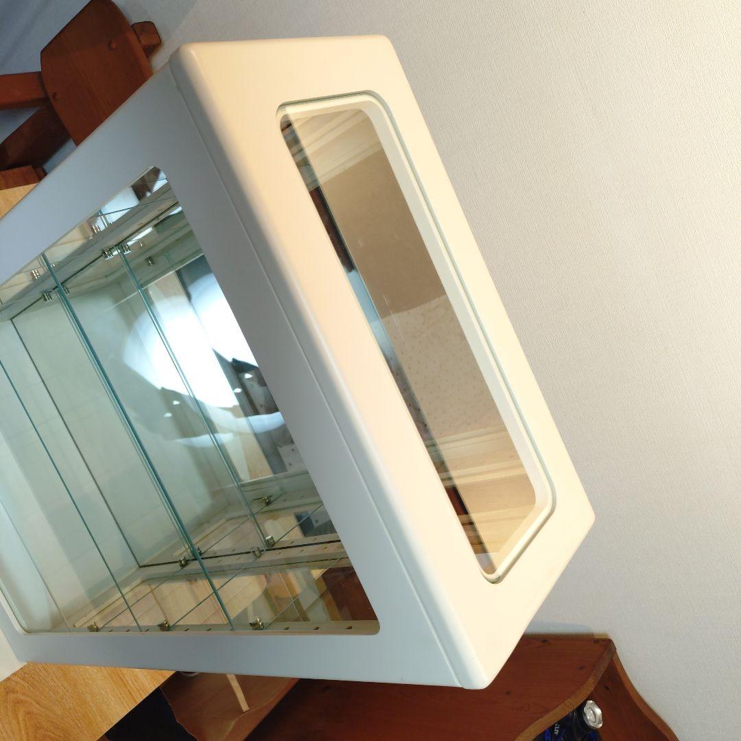 ホワイト ガラスディスプレイケース 3棚