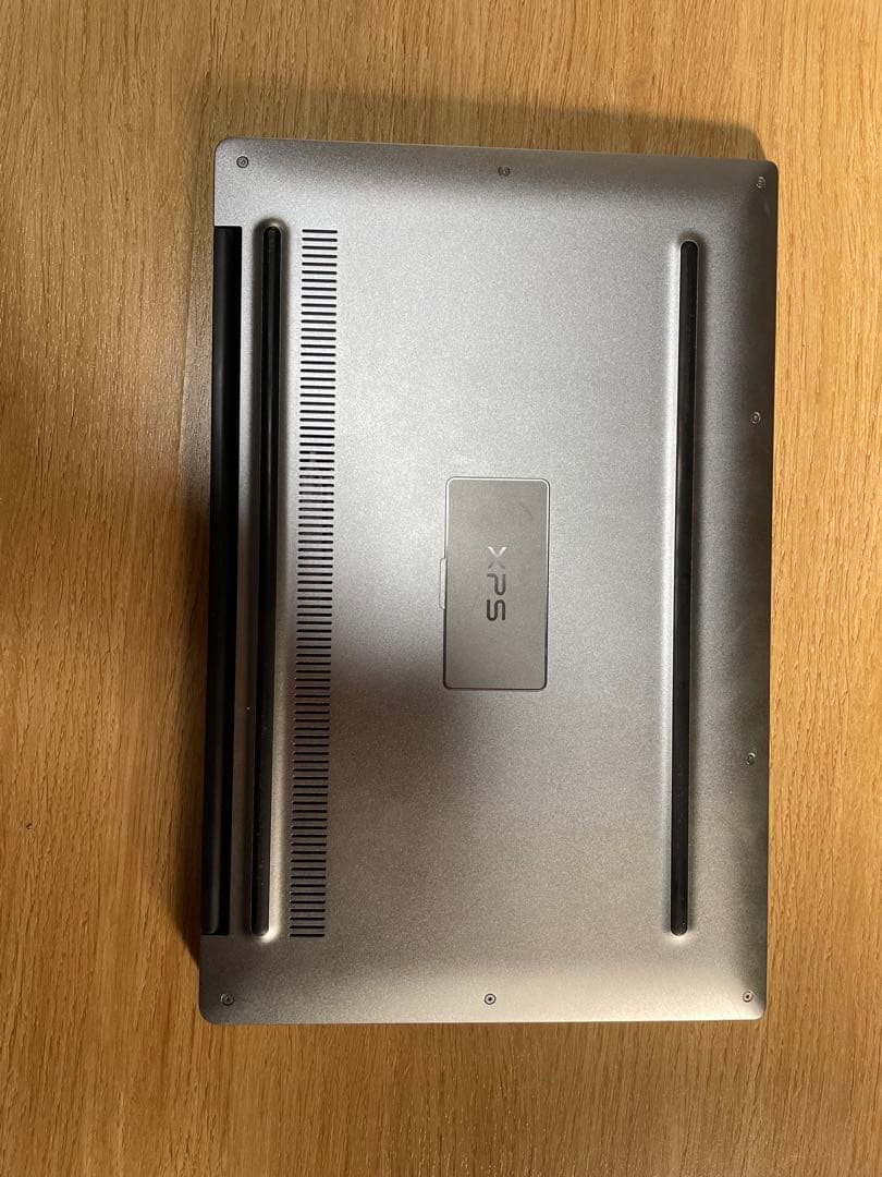 DELL XPS13 9350core i7 激安❗️