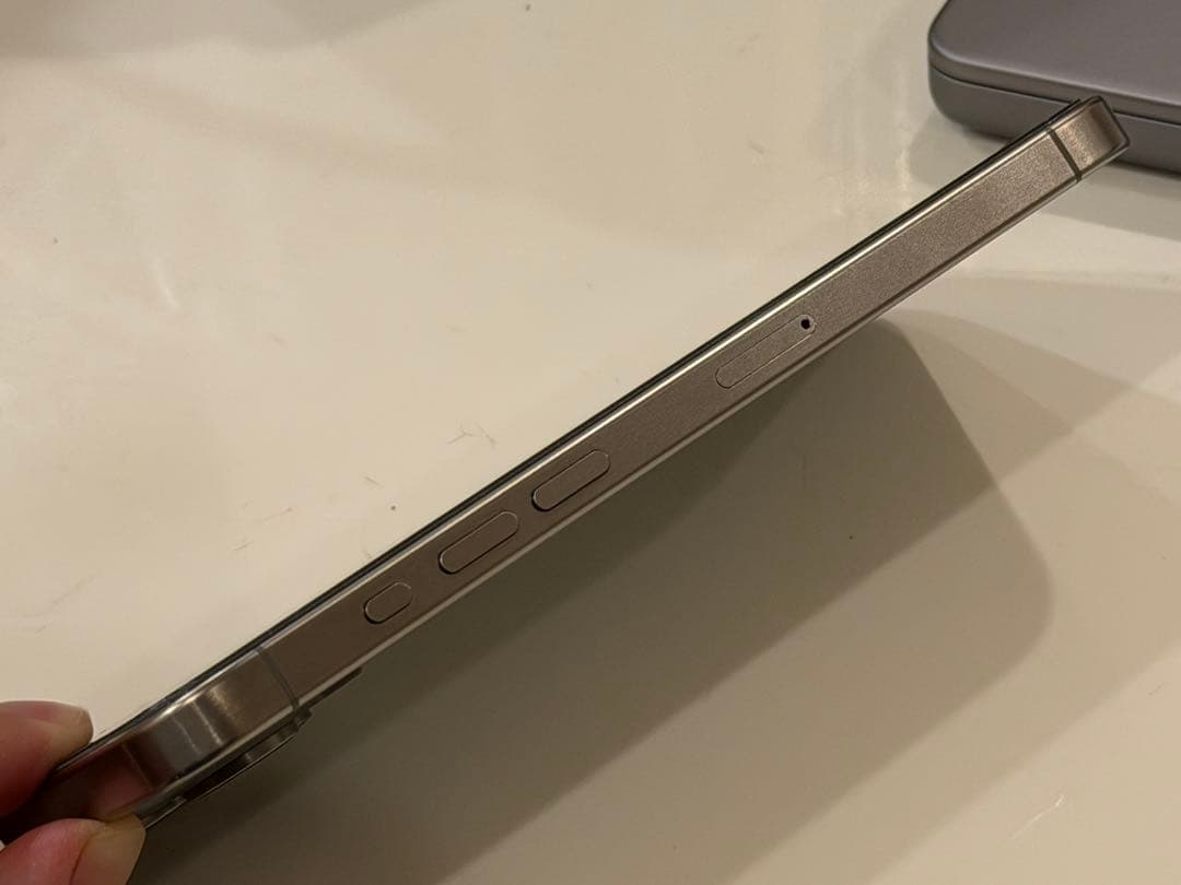 Apple iPhone 15 Pro MAX ナチュラルチタニウム 512GB