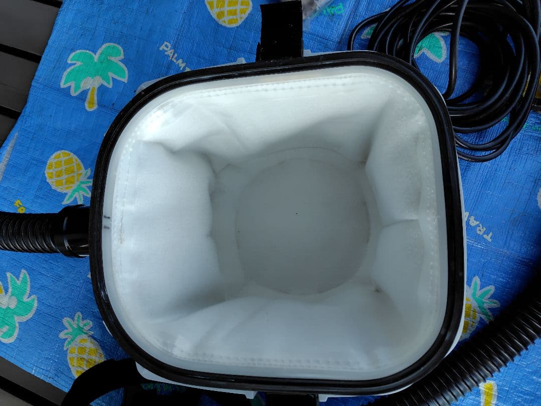 美品 マキタハイブリッド集塵機 VC860D