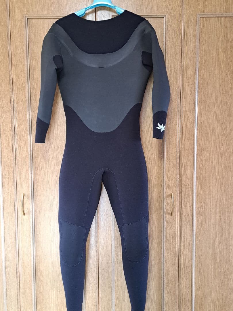 AXXE Classic HYBRID U-ZIP セミドライスーツ5/ 3mm