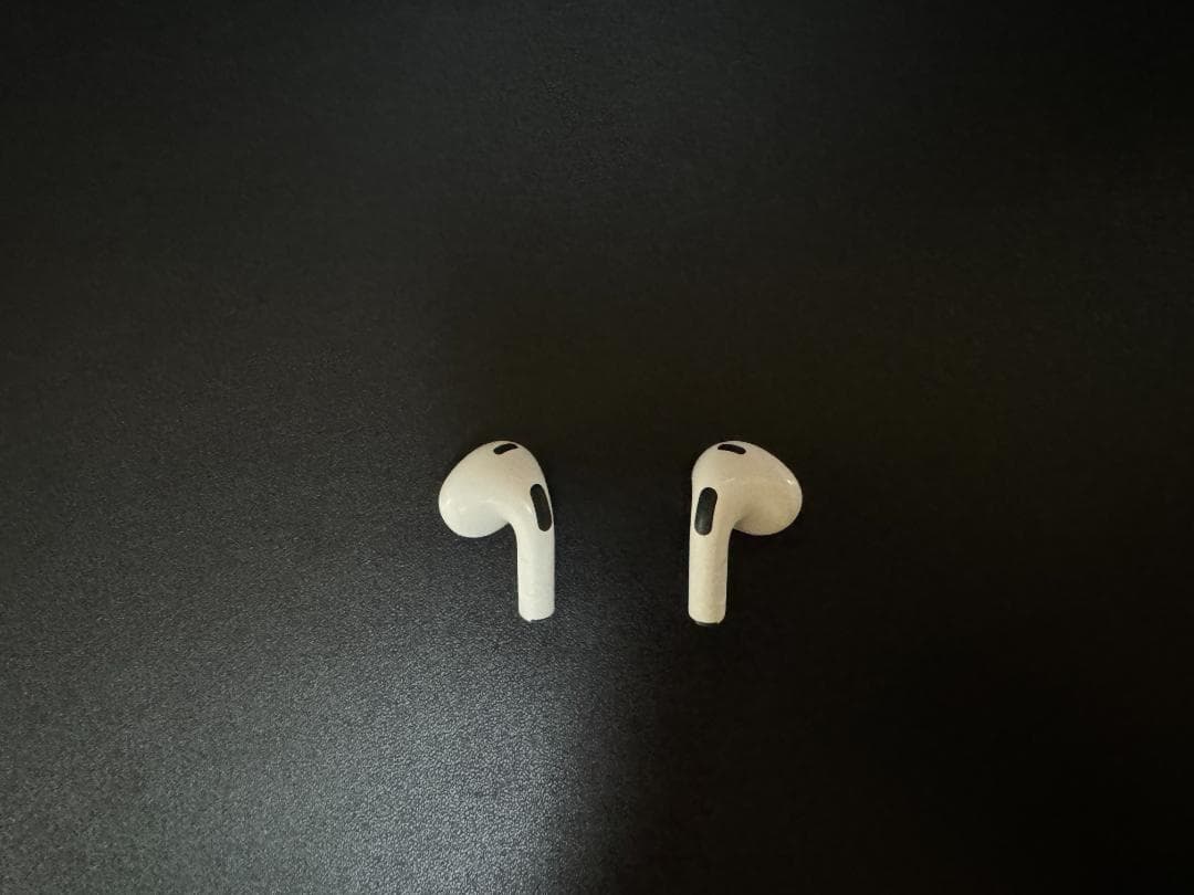 【美品・付属品完備】Apple AirPods (第3世代) MME73J/A