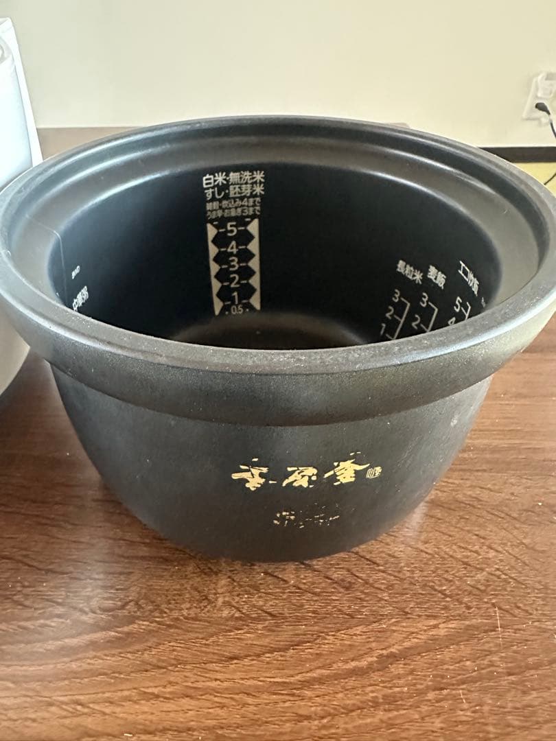 Mitsubishi NJ-BWD10 炊飯器 1.0L 5.5合　2023年製