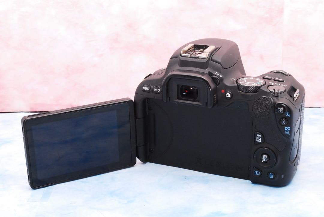 Canon kiss X9✨Wi-Fi✨一眼レフカメラ✨高性能標準＆超望遠