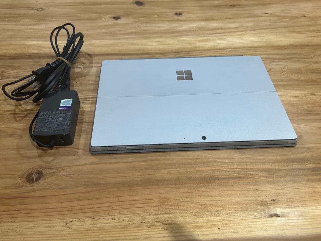 【値下げ】Microsoft Surface Pro 7 タイプカバー付き