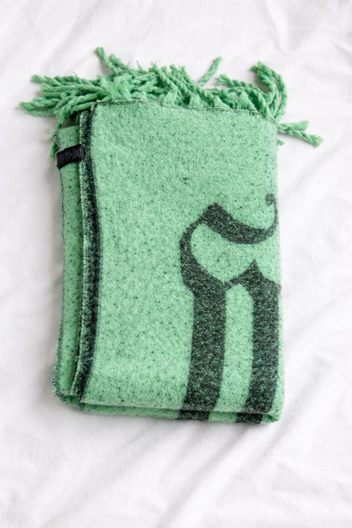 sttusy ブランケット