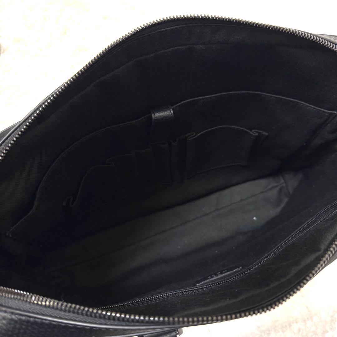 極美品　未使用に近い　ヒューゴボス　メンズ　ビジネスバッグ　ショルダーバッグ