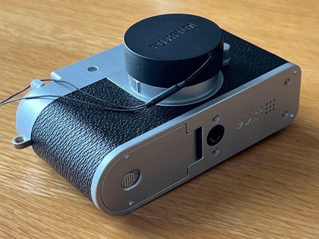 【フジフィルム】FUJIFILM X half（X-HF1）