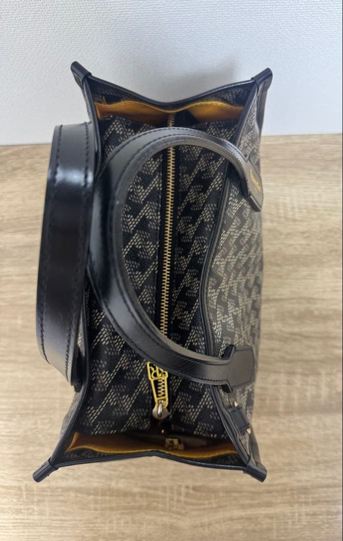 レザレクション 【ラニウススクエアミニ】総柄カートバッグ　ブラック