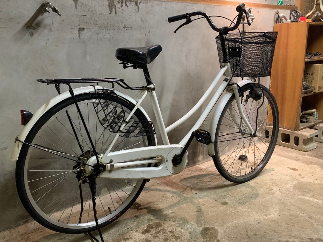 26インチ　シティサイクル 前面バスケット付き　【安心の整備付き】