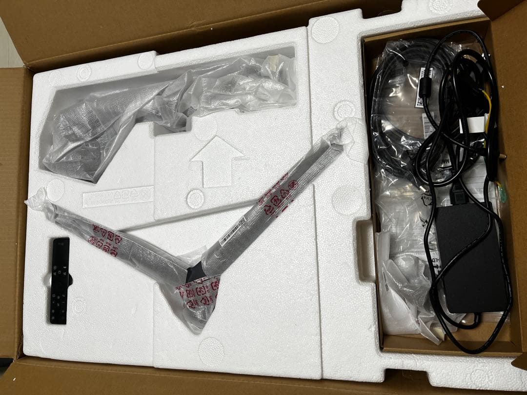 LG 27GR95QE-B WQHD 240Hz 有機ELモニター