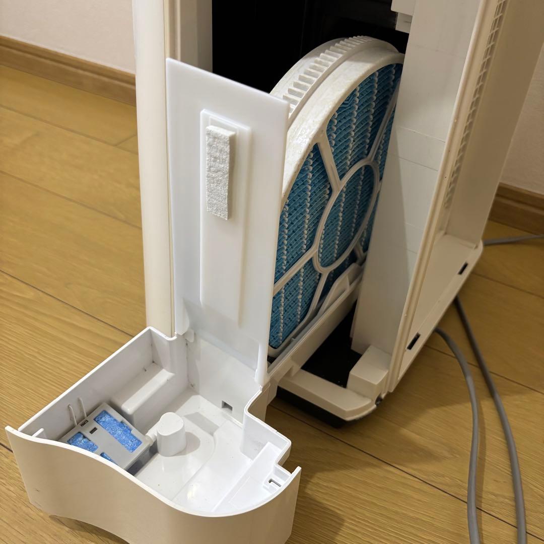 SHARP 空気清浄機 ホワイト 2018年製 KC-50TH3 動作確認済み