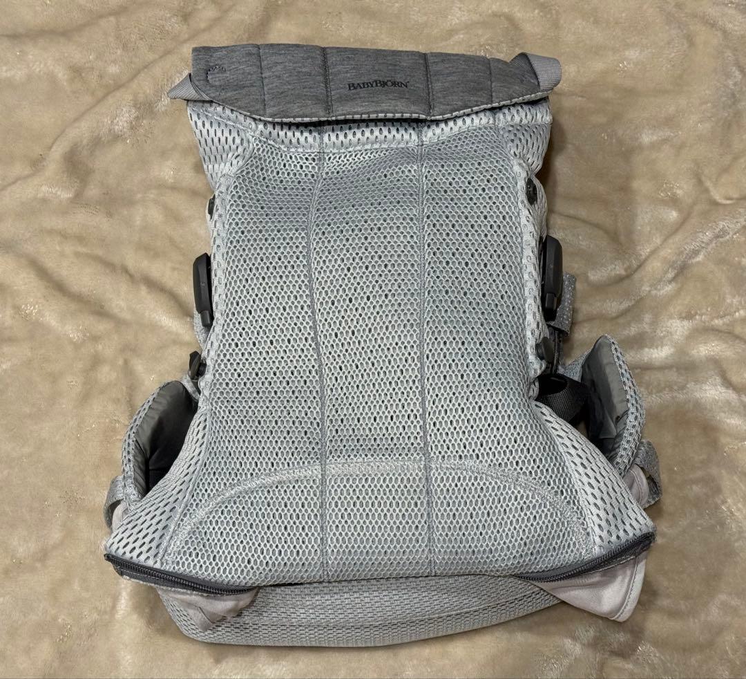 【美品】BABYBJORN HARMONY シルバー　抱っこ紐