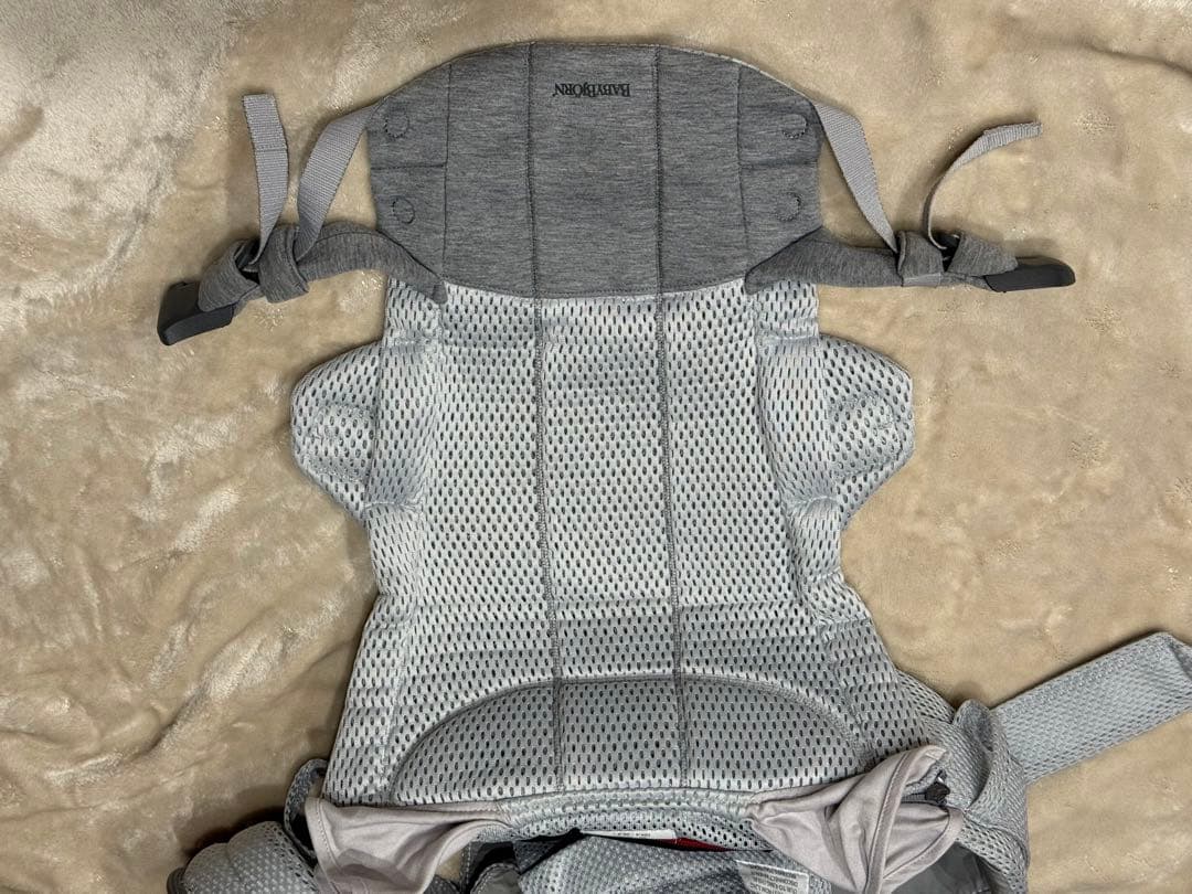 【美品】BABYBJORN HARMONY シルバー　抱っこ紐