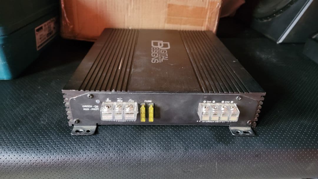 DIGITAL DESIGNS デジタル デザイン　アンプ