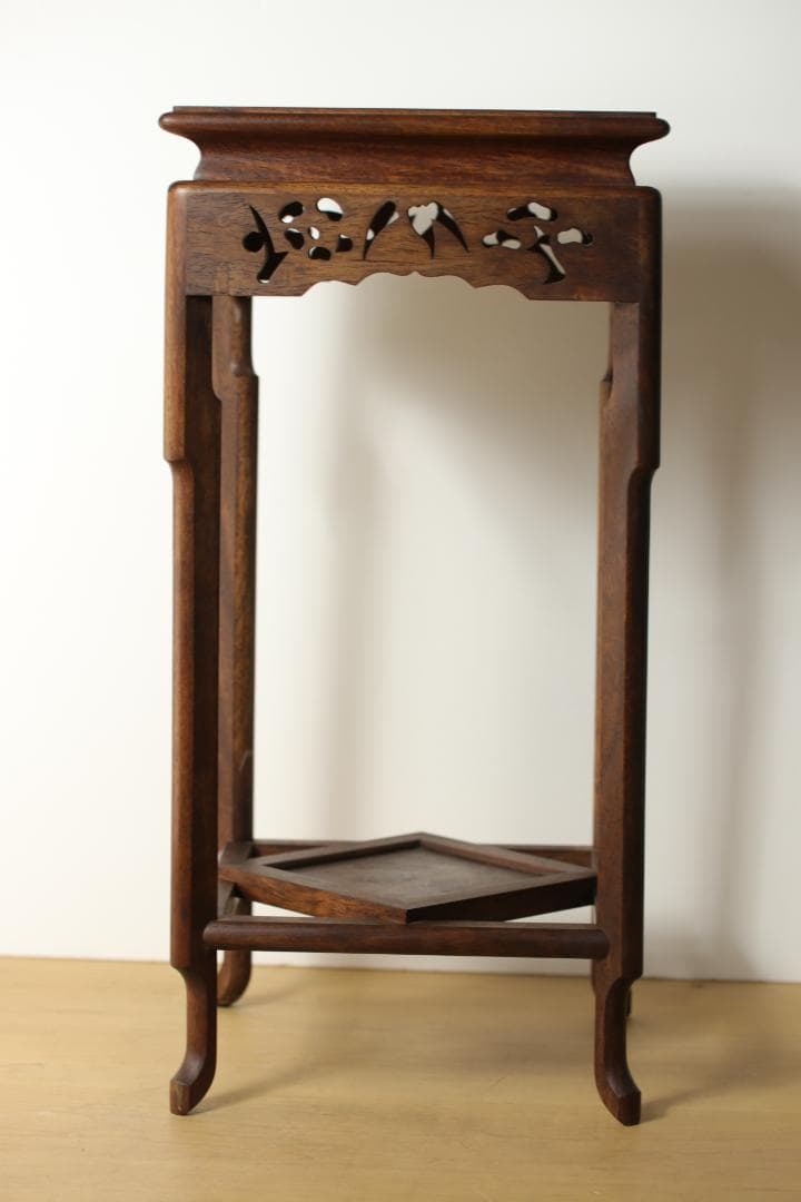 古道具 かりん 無垢材 花台 透かし彫り 高卓 飾台 時代物 盆栽台 唐木 骨董