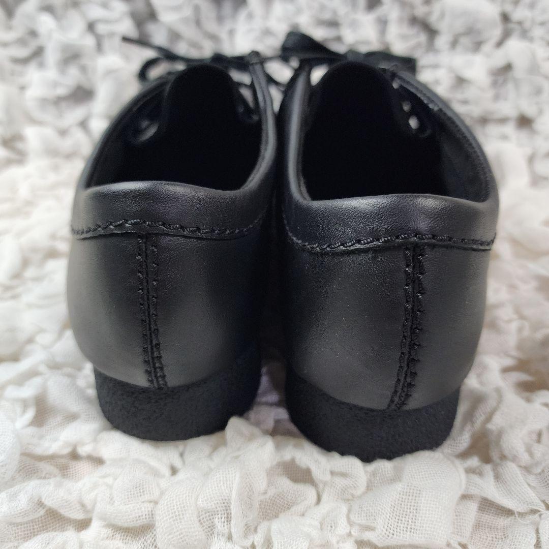 バトこし未使用 クラークス ワラビー エボ ウォータープルーフ レザー