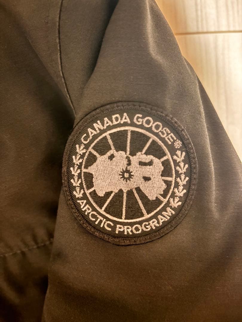 正規品   ブラックレーベル フード付き 使用感あり