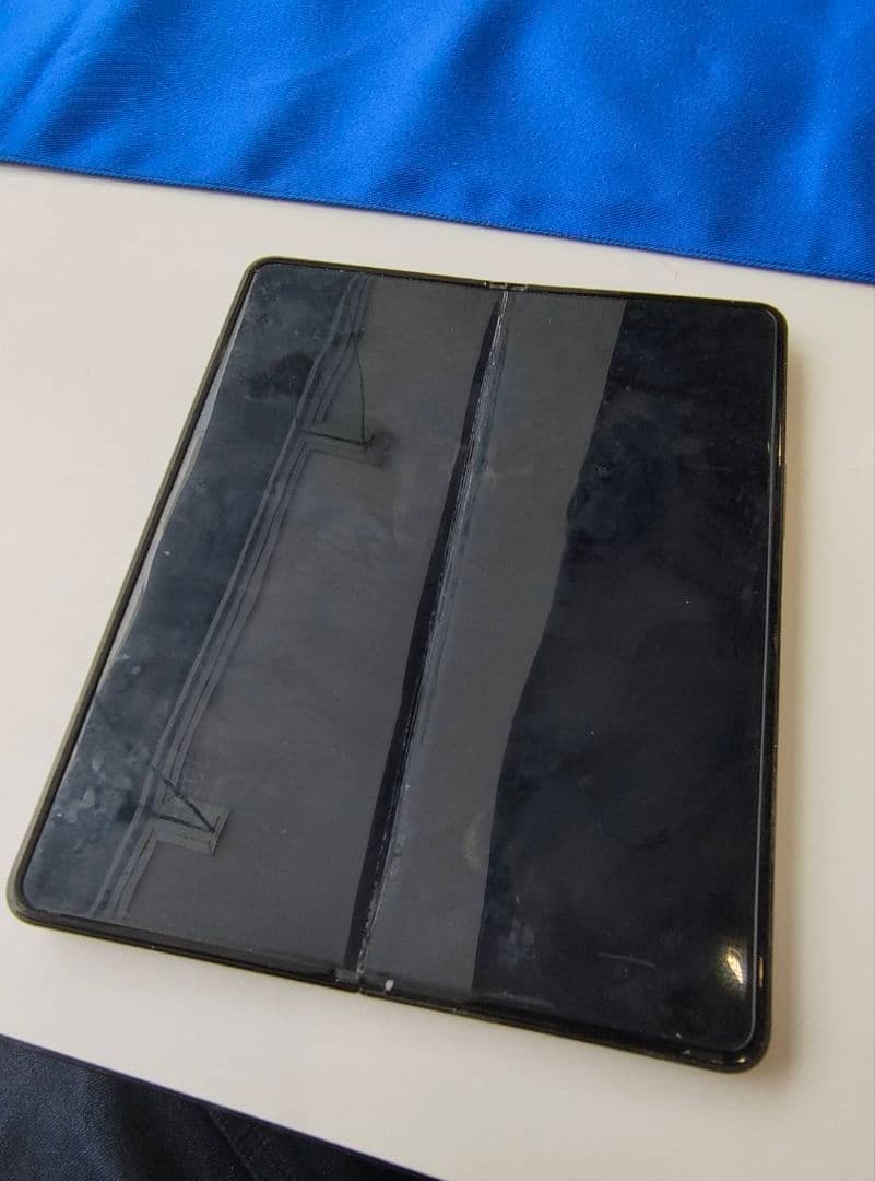 GALAXY Z Fold3 ファントムブラック 海外版SIMフリー(ジャンク)