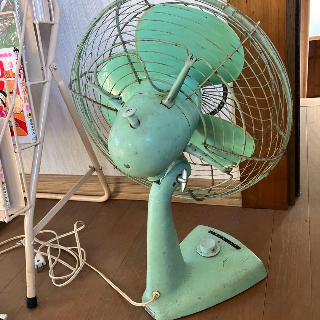 HITACHI 卓上扇風機 レトロ　日立　3枚羽　ミントグリーン　アンティーク