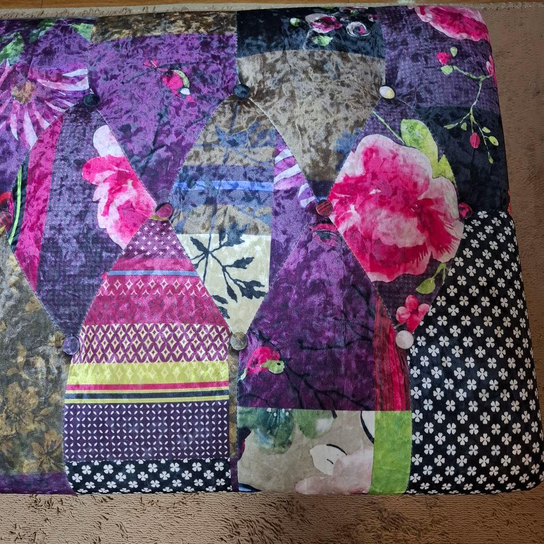 【1月17日までの出品】マルチカラー パッチワーク オットマンソファー　2人掛け