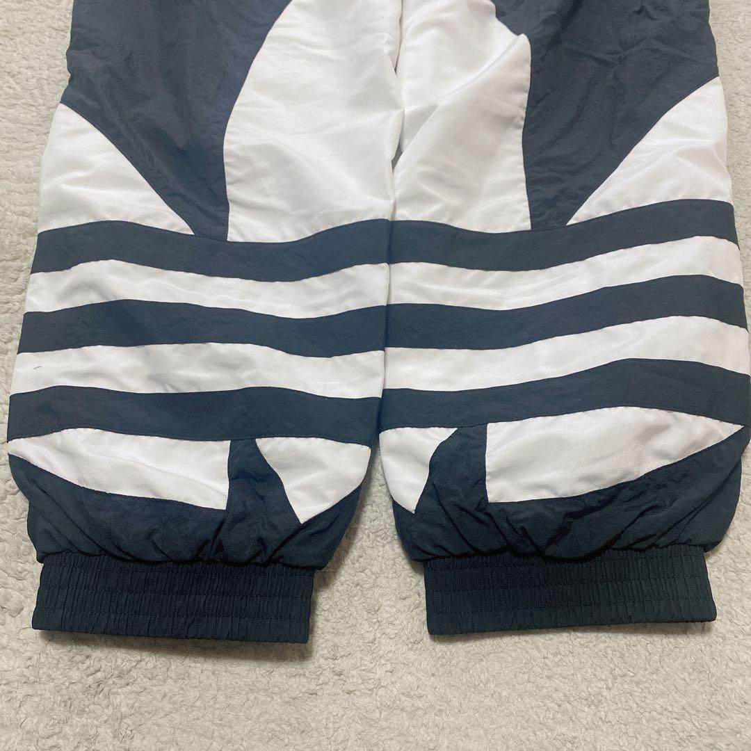 アディダス オリジナルス ビッグトレフォイル ナイロンセットアップ　黒（L）