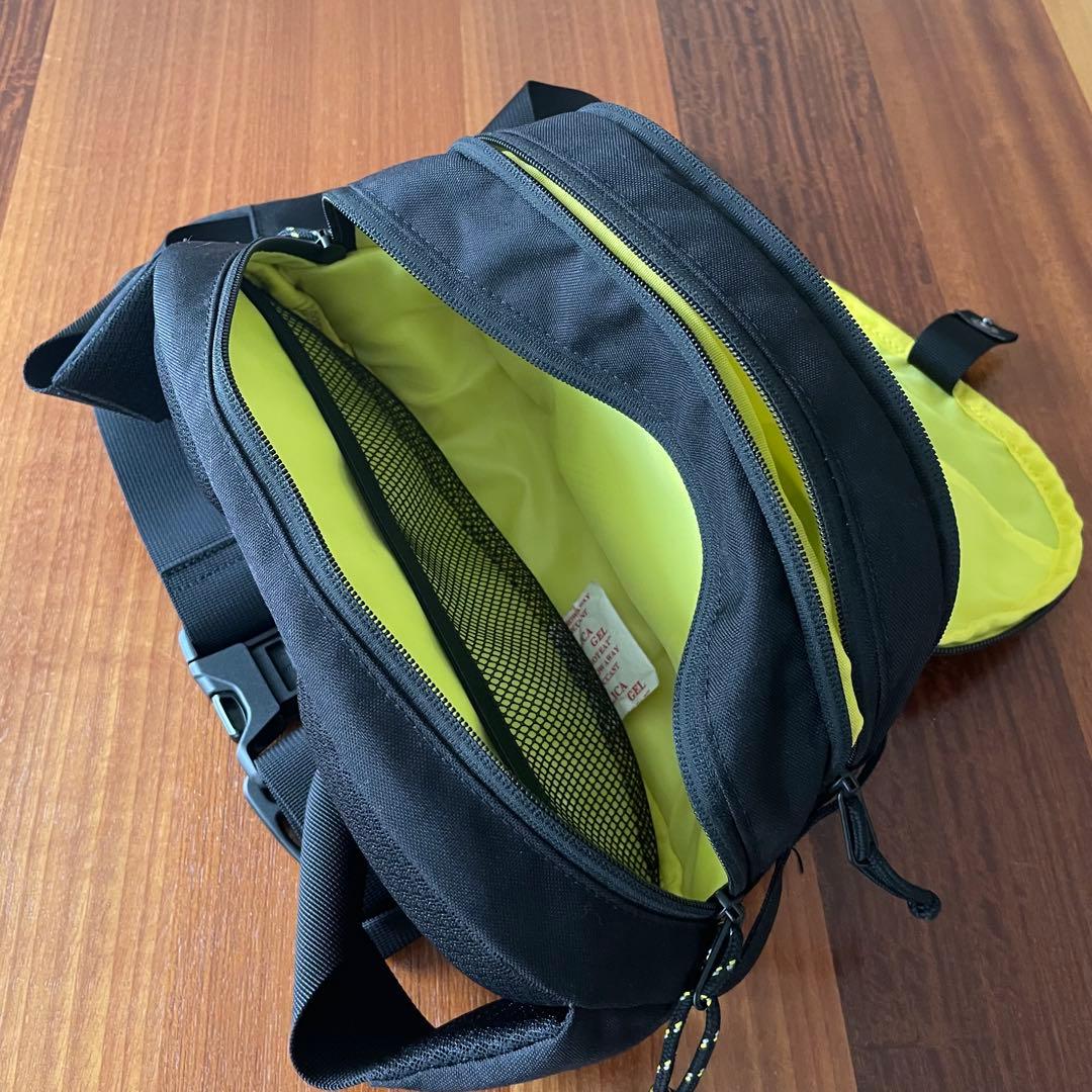 Hugooショルダーヒップシート