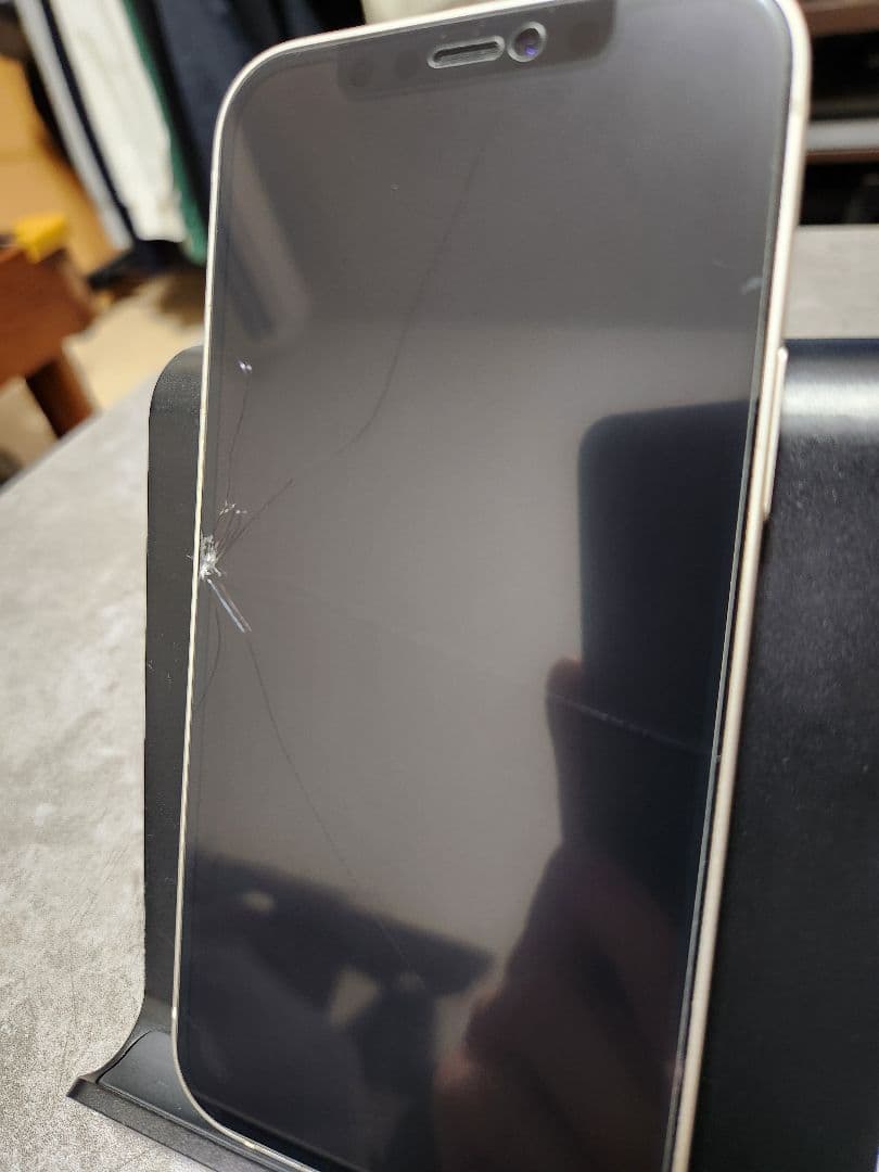 【訳あり】Apple iPhone 12 ホワイト 本体 64GB SIMフリー