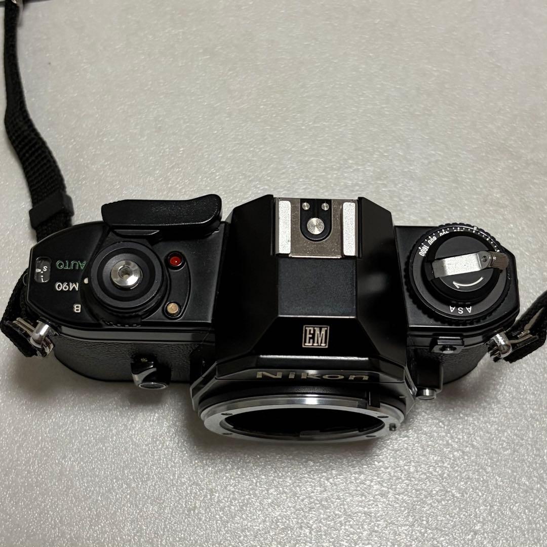 Nikon EM ストラップ付 動作確認済/モルト/露出計◎
