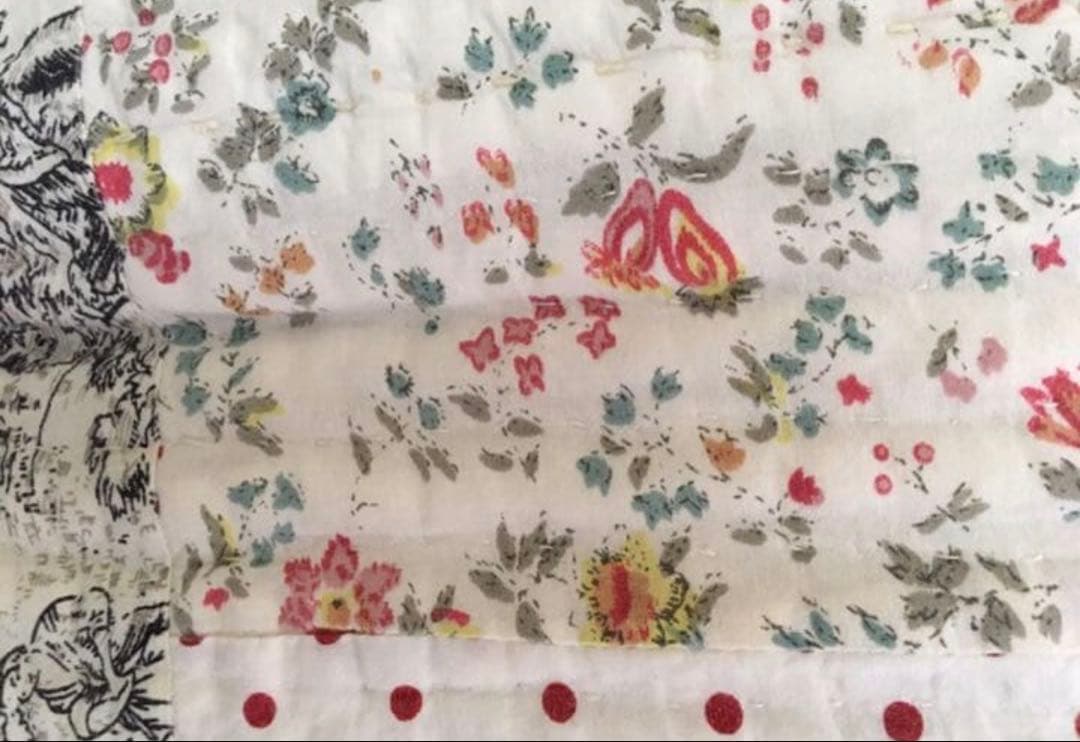 オンフィルダンディエンヌ フランス製 キルトカバー ラグ 花柄 フラワープリント