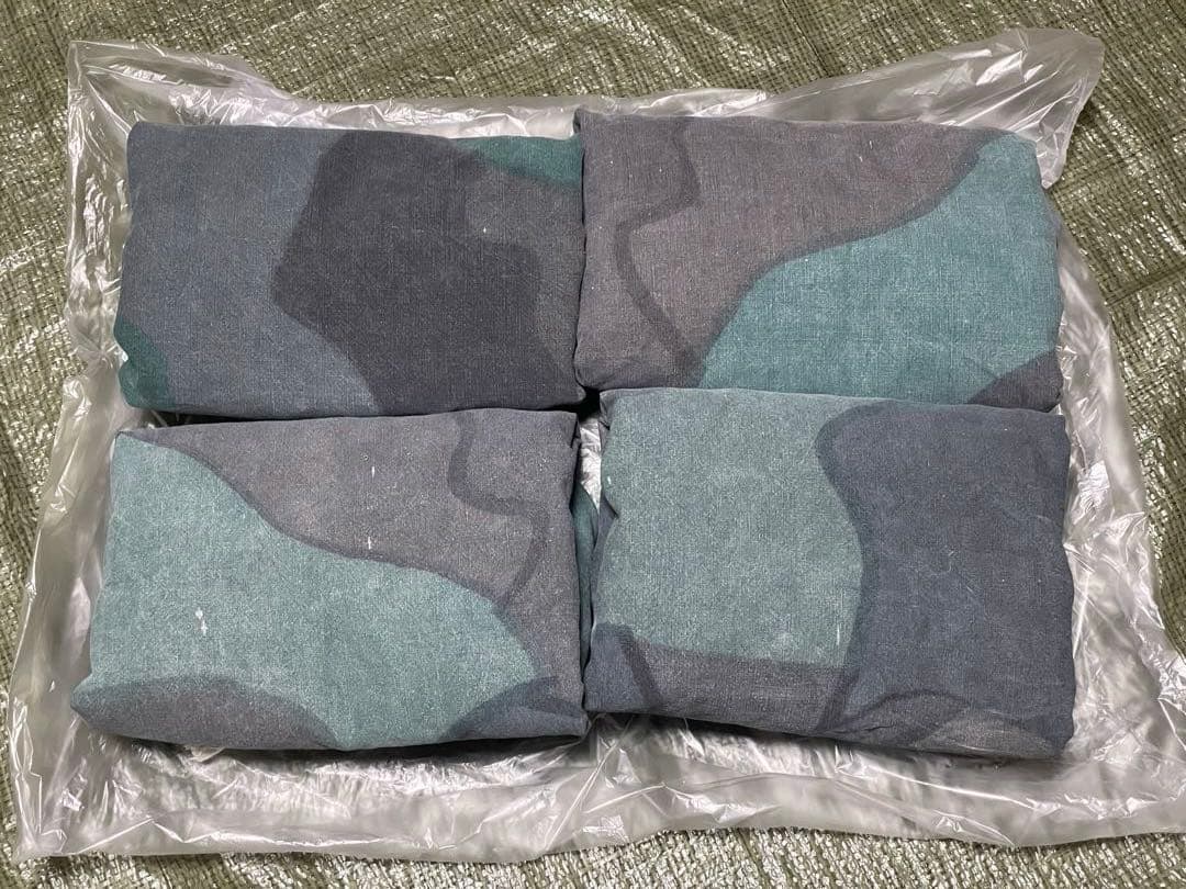 本日限定スウェーデン軍　軍幕　パズルカモ迷彩 コットン 三角テント　4枚セット