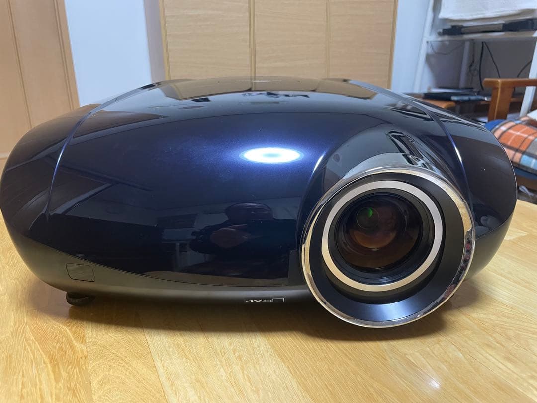 MITSUBISHI プロジェクター　LVP-HC7000