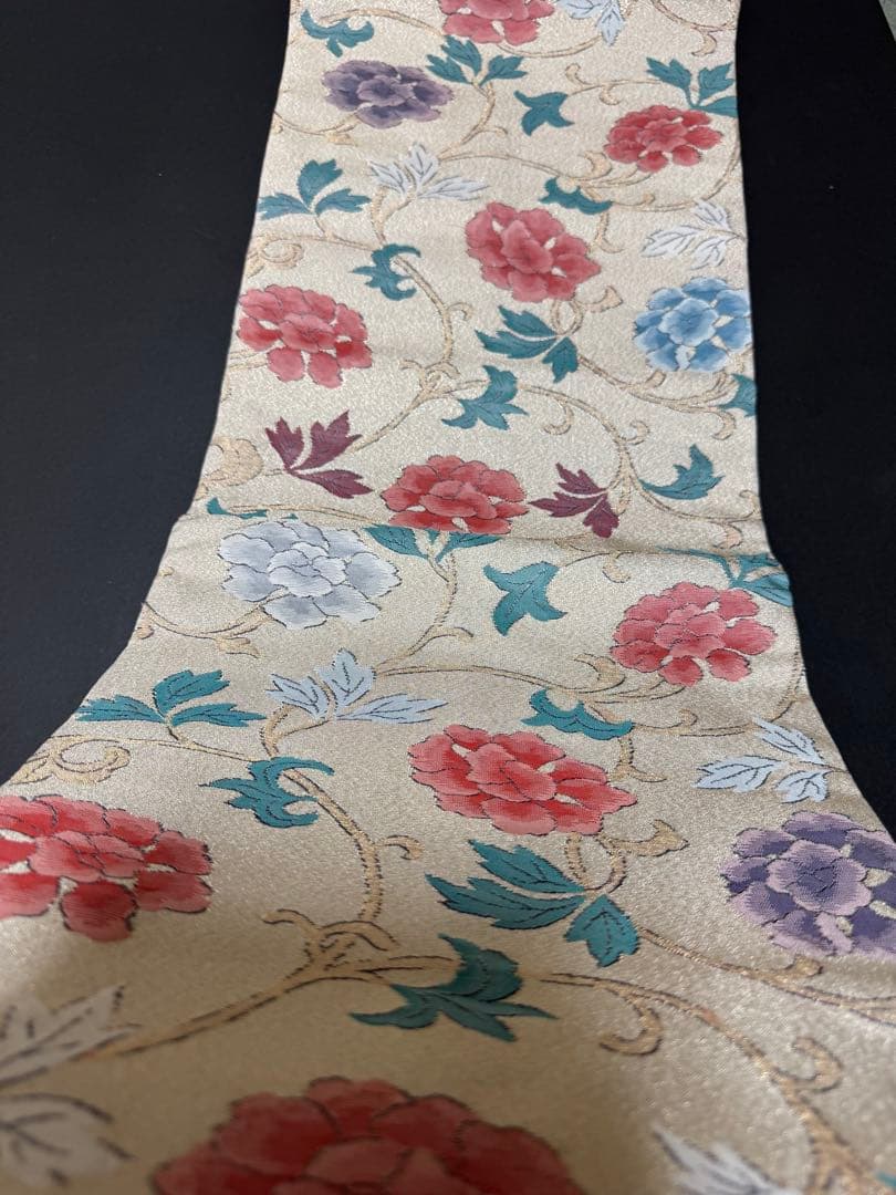 【銘品新品】西陣老舗機元「織昌みやび謹製」 「明綴れ」手織り「牡丹唐草文様」