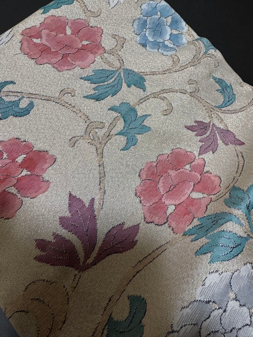 【銘品新品】西陣老舗機元「織昌みやび謹製」 「明綴れ」手織り「牡丹唐草文様」