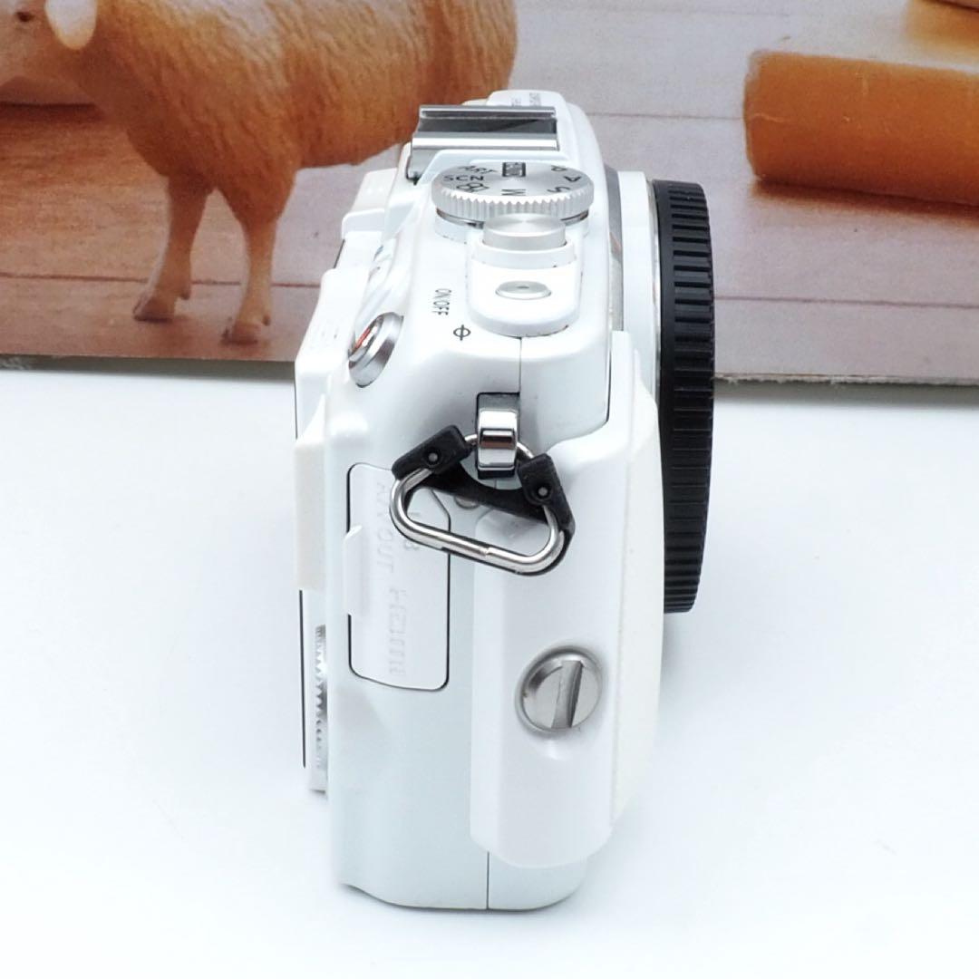 ⭐️ちょっと訳あり オリンパスPEN L ite E−PL6ボディ単品♪